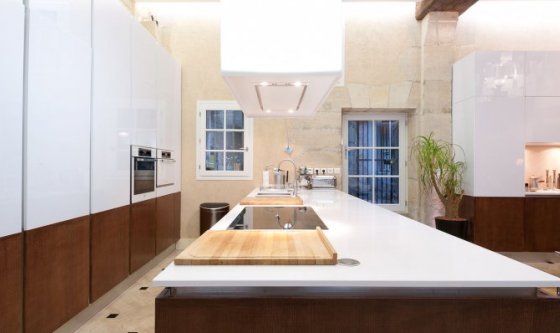 Concepteur agenceur - Architecte d'Intérieur SK Concept - La cuisine dans le Bain H/F