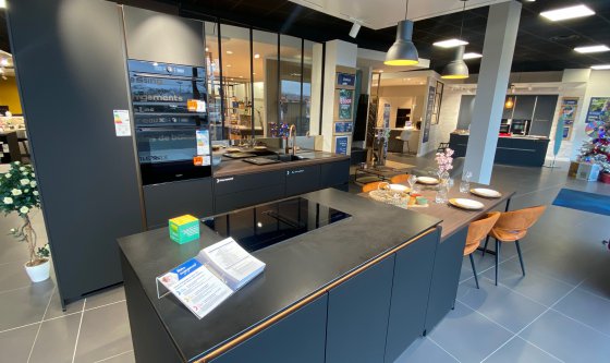 Directeur / vendeur  Ixina H/F